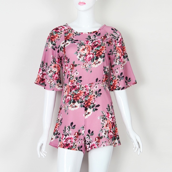 🆕Boutique! Soho Summer Beach floral romper - Picture 4 of 6